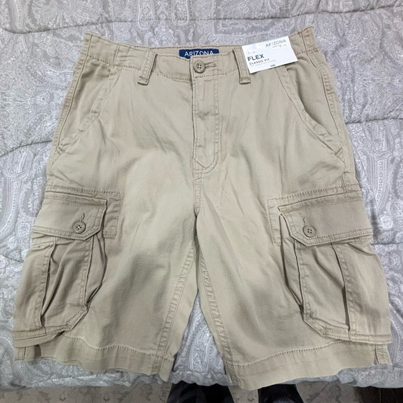 Mens cargo shorts - Picture 2 of 5
